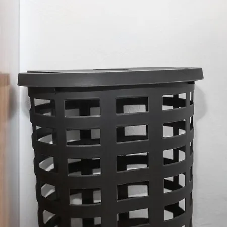 Moderne & Fuldt Udstyret M.plads Til 4