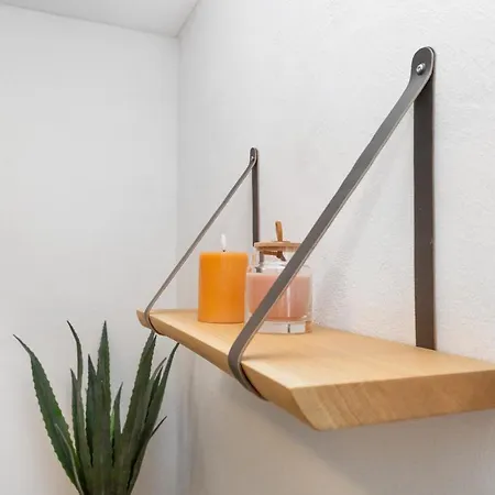 Apartmán Moderne & Fuldt Udstyret M.plads Til 4 *